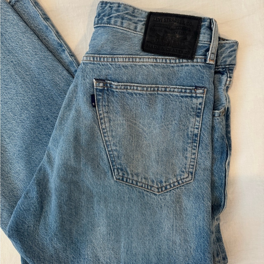 Levi’s Made & Crafted Jeans 32 Light Wash Straight Raw Hem Premium Denim